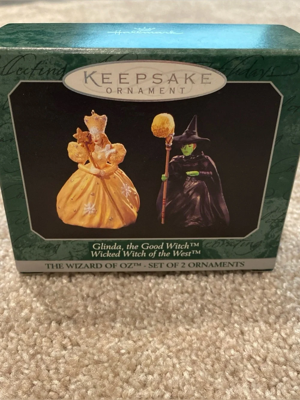 Hallmark Keepsake Ornament Wizard Of Oz Glinda & The Good Wicked Witch 1997
